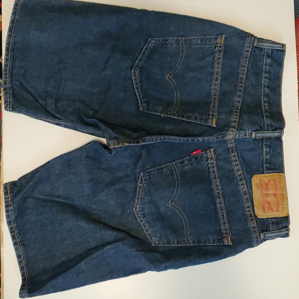 Levi 505 shorts 31 waist